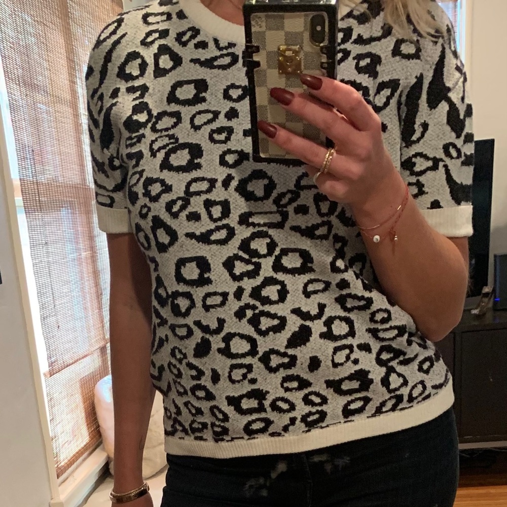 Sweater - Picture 2 of 3